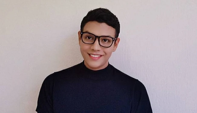 El joven docente que rescata y difunde la lengua náhuat
