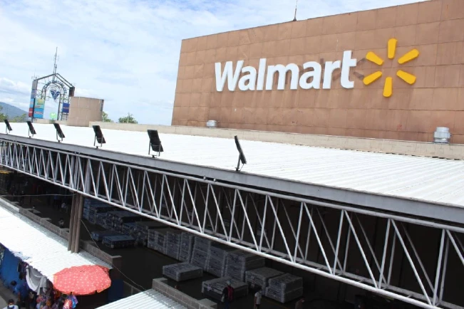 Walmart evalúa vender sus supermercados en El Salvador, Honduras y Nicaragua