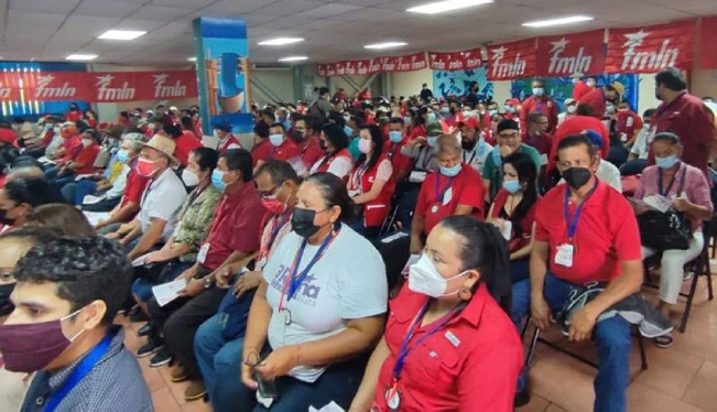 Polémica por acusación de corrupción de $1,000 millones en el FMLN