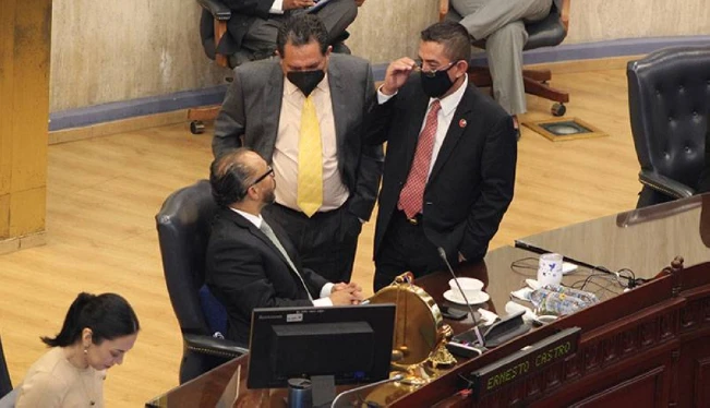 Asamblea frena polémica reforma a la LAIP, oposición pide archivar dictamen