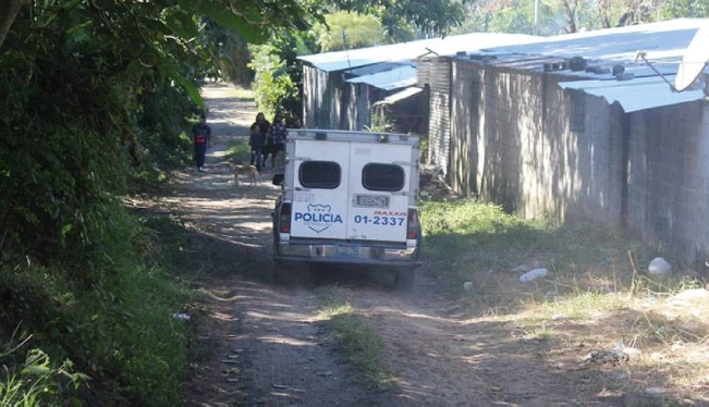 Temor y silencio en Nuevo Cuscatlán tras hallazgo de 26 cuerpos en fosa clandestina