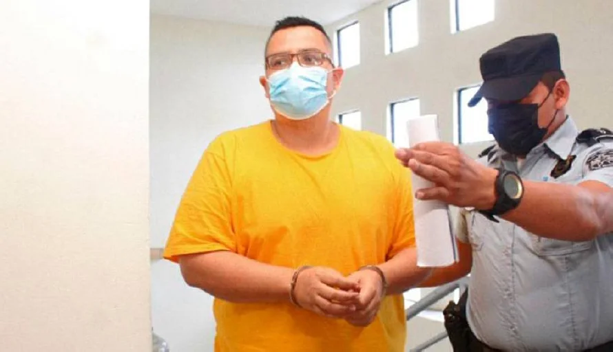 Suspenden audiencia de youtuber, Roberto Silva