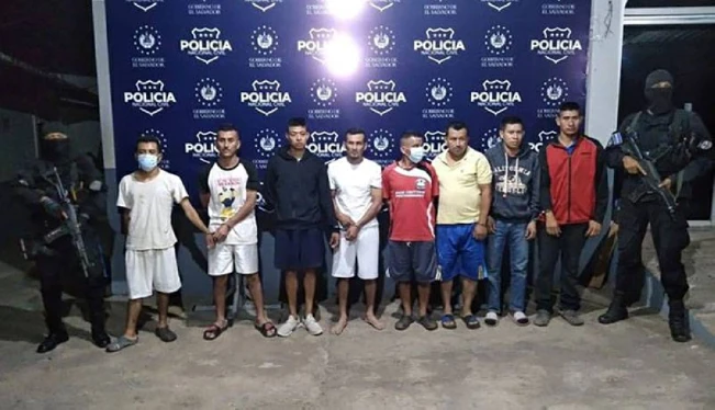 Capturan a sospechosos de homicidios en Santa Ana