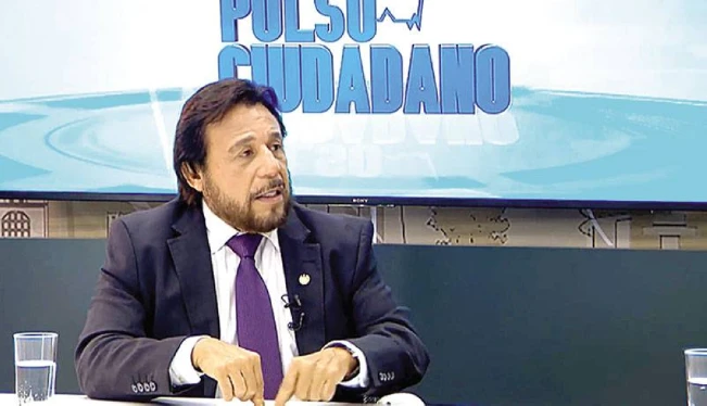 Ulloa sobre Ucrania: pequeños países no deberían tomar partido