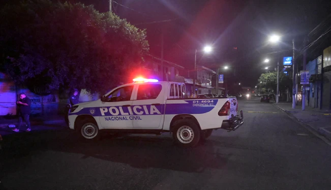 El Salvador vive el sábado más mortífero en una década con 62 homicidios