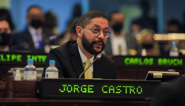 Jorge Castro dice que olas de violencia son "planificadas" por la oposición