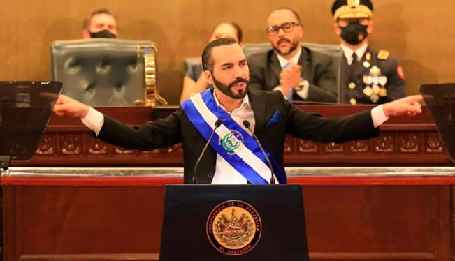Human Rights Watch condena "ataques infundados" de Bukele contra defensores