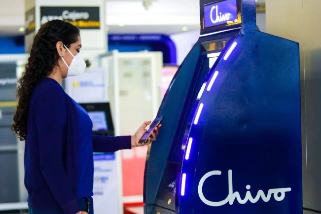 ¿Cuántos salvadoreños usan el bitcoin para comprar o recibir remesas?