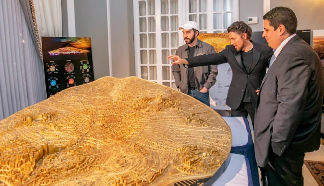 Bukele muestra maquetas de Bitcoin City y nuevo aeropuerto El Pacífico