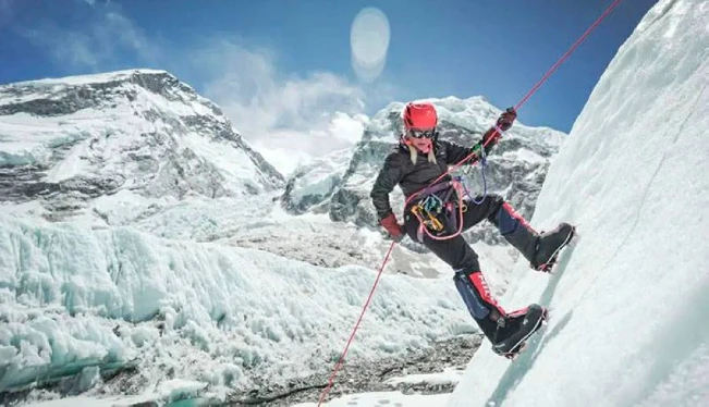 Alfa Karina Arrué, la primera salvadoreña en llegar a la cima del Everest