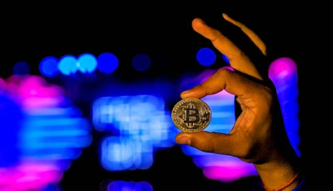 Bitcoin se desploma y ha tocado su peor marca desde finales de 2020