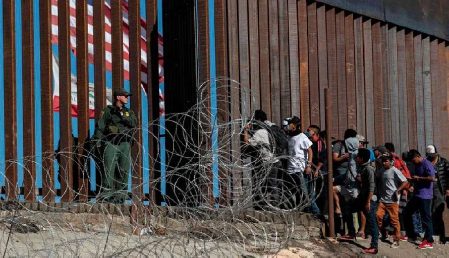 Cada día de mayo 288 salvadoreños fueron detenidos en frontera sur de EEUU