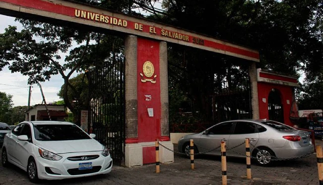 UES prevé finalizar año con clases virtuales