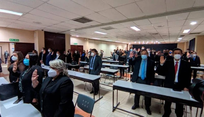 Diagnóstico señala que sistema judicial está “enfermo y sometido”