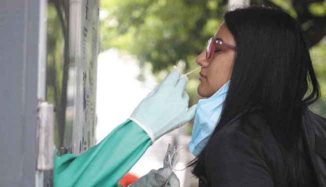 Sospechan que variante BA2.75 causa alza de casos covid-19 en El Salvador