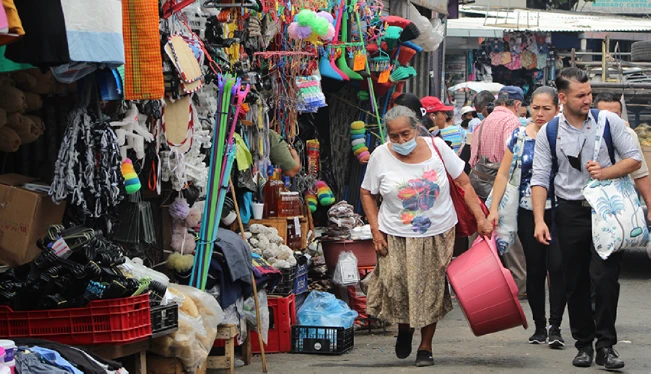 Estos son los siete riesgos para la economía mundial, según el FMI