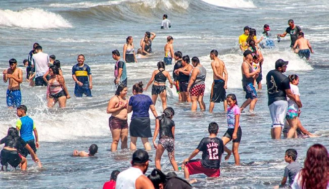 Más de 350,000 salvadoreños hicieron turismo en vacaciones