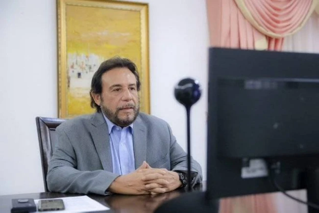 Ulloa acusa a pastores y periodistas de vínculos con pandillas