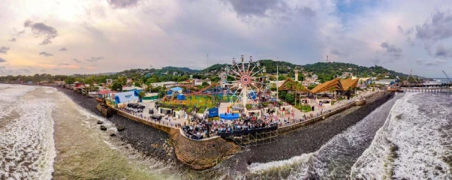 Bukele inaugura el parque de diversiones Sunset Park en La Libertad
