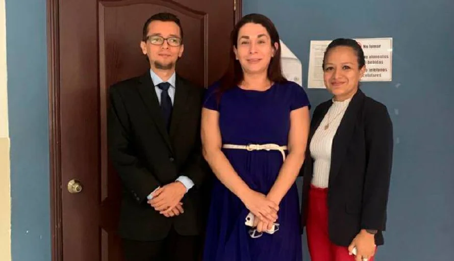 Juzgado aprueba primer cambio de sexo y nombre a una mujer trans