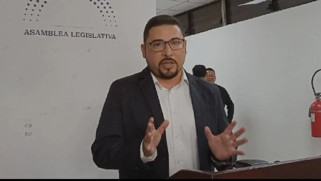 ASA no cobrará a juntas de agua pero señala a algunas de "lobos disfrazados de oveja"