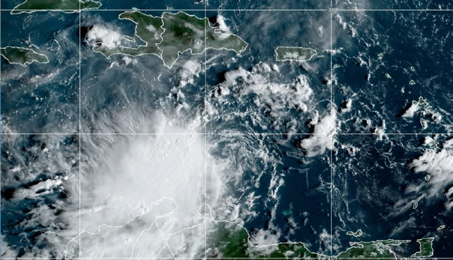 Florida, Cuba y norte de Centroamérica expectantes ante fortalecimiento de depresión tropical “nueve”