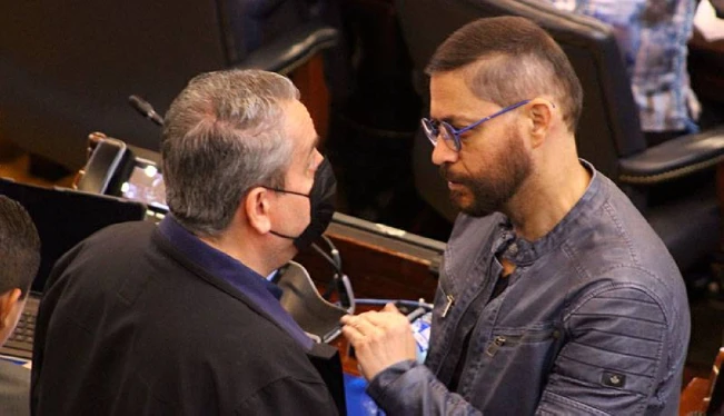 Gana procesa a diputado que criticó a NI; Bukele pide evitar lucha interna