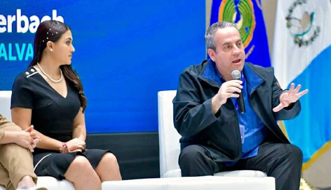 Sacan de comisión a diputado que criticó a Nuevas Ideas