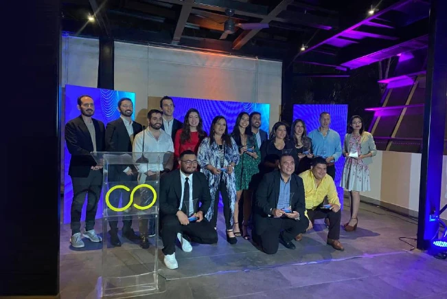 Fundación Colabora entregó reconocimiento a 10 emprendimientos salvadoreños