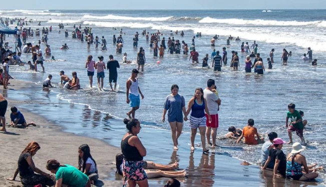 La llegada de turistas hondureños crece un 756 % en El Salvador