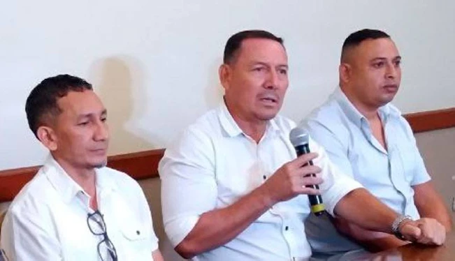 FMLN se queda con 22 alcaldes luego de últimas renuncias