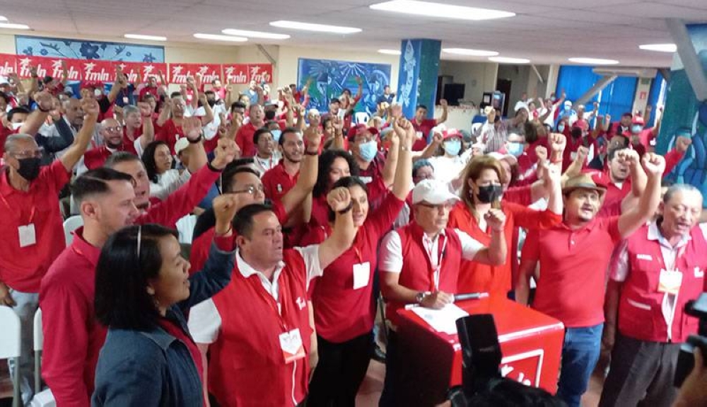 FMLN confirma hará coaliciones para comicios del 2024, pero veta a tres partidos