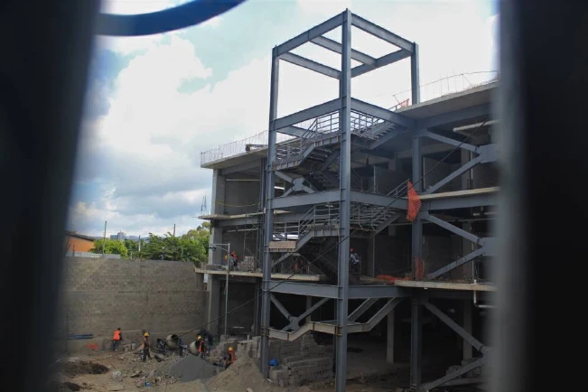 Construcción del mercado Escalón lleva el 60 % de avance