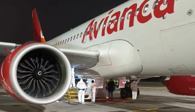 Descubren dos cadáveres en un avión de Avianca que voló de Chile a Bogotá