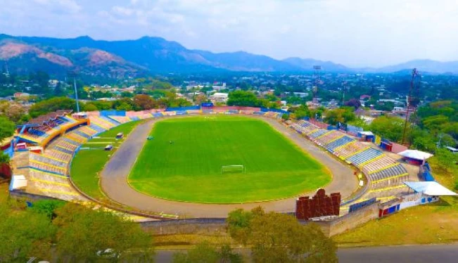 ¿Cuándo estará lista la iluminación del estadio Quiteño?