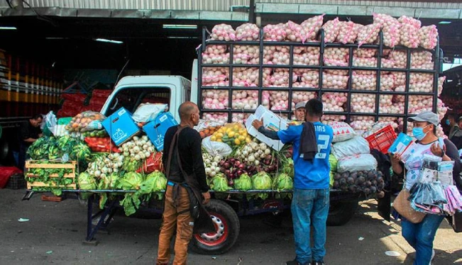 Canasta alimentaria cerró en precio récord en 2022 y subió más de $28