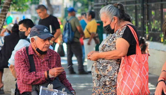 En El Salvador existe un geriatra por cada 6,000 adultos mayores