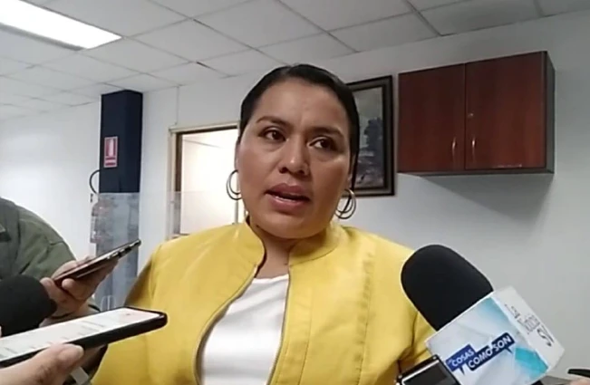 FMLN y Vamos critican prioridades de gobierno por construcción de "megapenal"