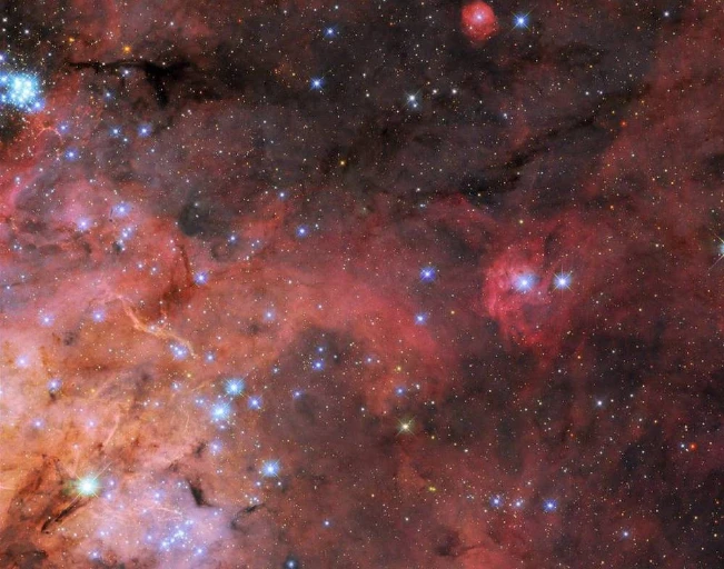 Telescopio Hubble capta nueva imagen panorámica de la Nebulosa de Tarántula