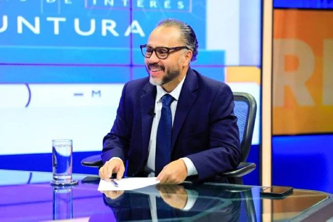 Ernesto Castro buscará la reelección y dice que la mayoría lo hará