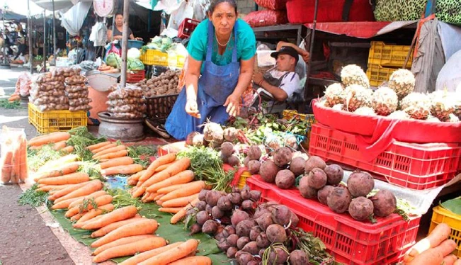 Alcaldía de San Salvador regulará los precios de alimentos en mercados municipales