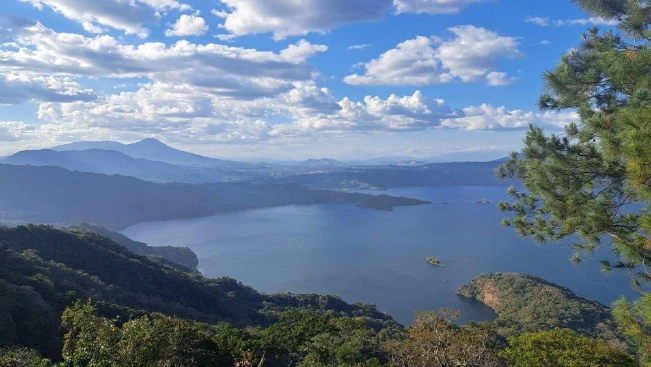 ANDA invertirá $40 millones para perforar pozos en lago de Ilopango