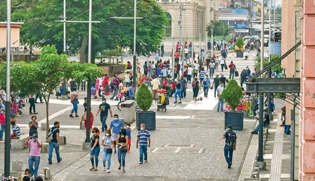 El 24.6 % de la población joven de El Salvador no estudia ni trabaja