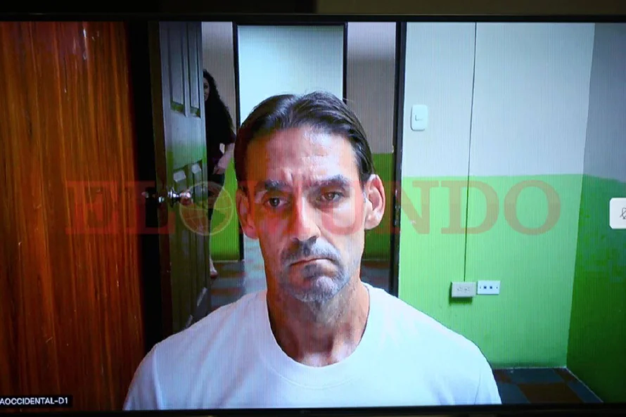 Envían a juicio a Ernesto Muyshondt por apropiación de cuotas laborales de $275,000
