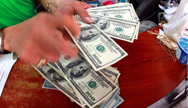 El Salvador recibió $1,912.7 millones en remesas en primer trimestre del 2023