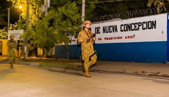 Despliegan 5,500 militares y policías en cerco de Nueva Concepción tras asesinato de agente