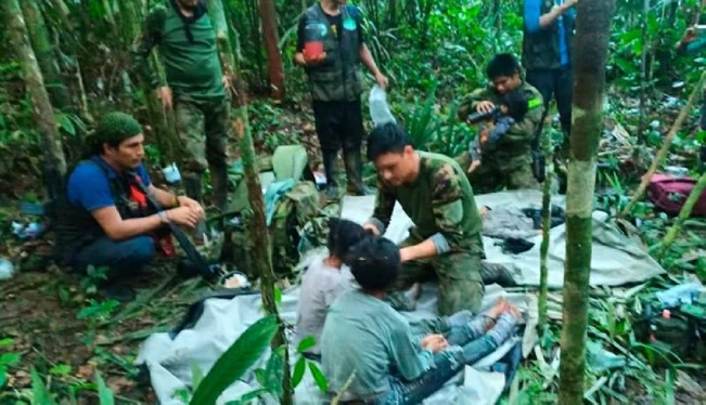 Encuentran con vida a cuatro niños desaparecidos desde hace un mes en selva de Colombia