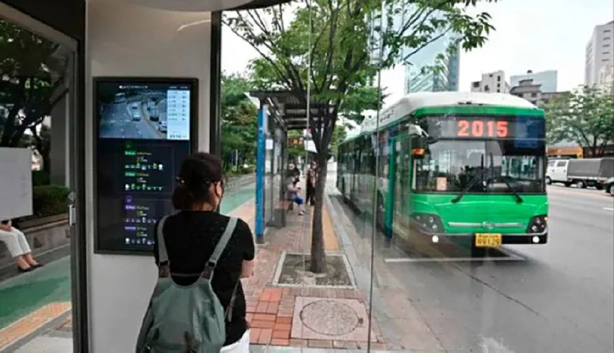 Proyecto coreano permitirá a usuarios salvadoreños seguir buses en tiempo real