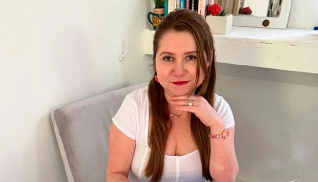 La salvadoreña Yurina Melara presentará su novela “Todo personal, la masacre de La Sagrada Familia”