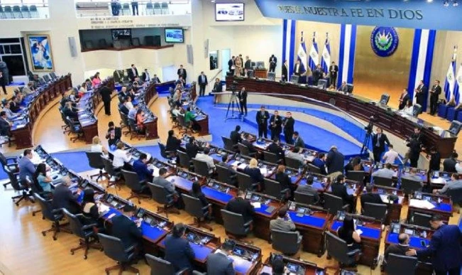 Ernesto Castro y diputados de Nuevas Ideas buscarán reelección